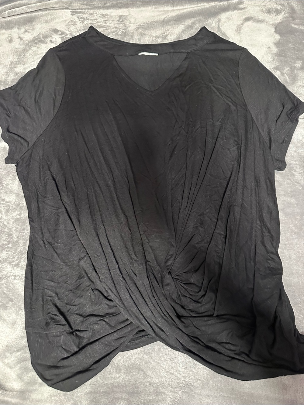 Maurices Black Short-Sleeve V-Neck Twist Front Top